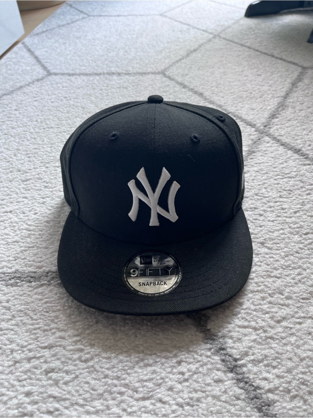 New Era Kids Black and White NY Snapback Hat